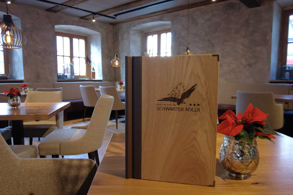 Bild 2 von Schwarzer Adler